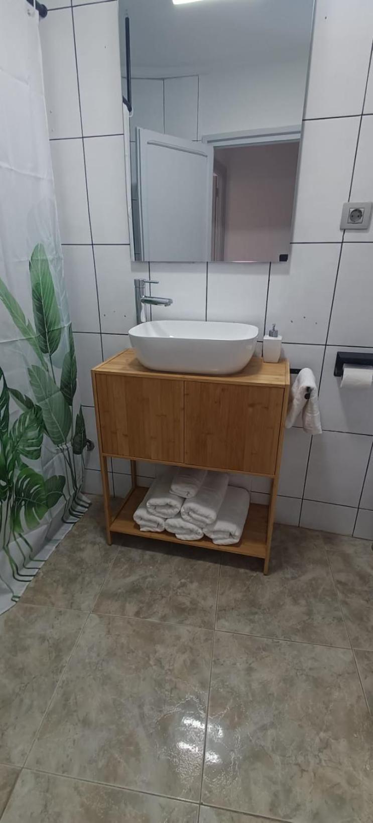شقة Apartamento En Roda de Bará المظهر الخارجي الصورة